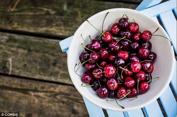 27D012A200000578-3048580-Sour_cherries_contain_high_levels_of_antioxidants_and_as_a_resul-a-34_1429610657166